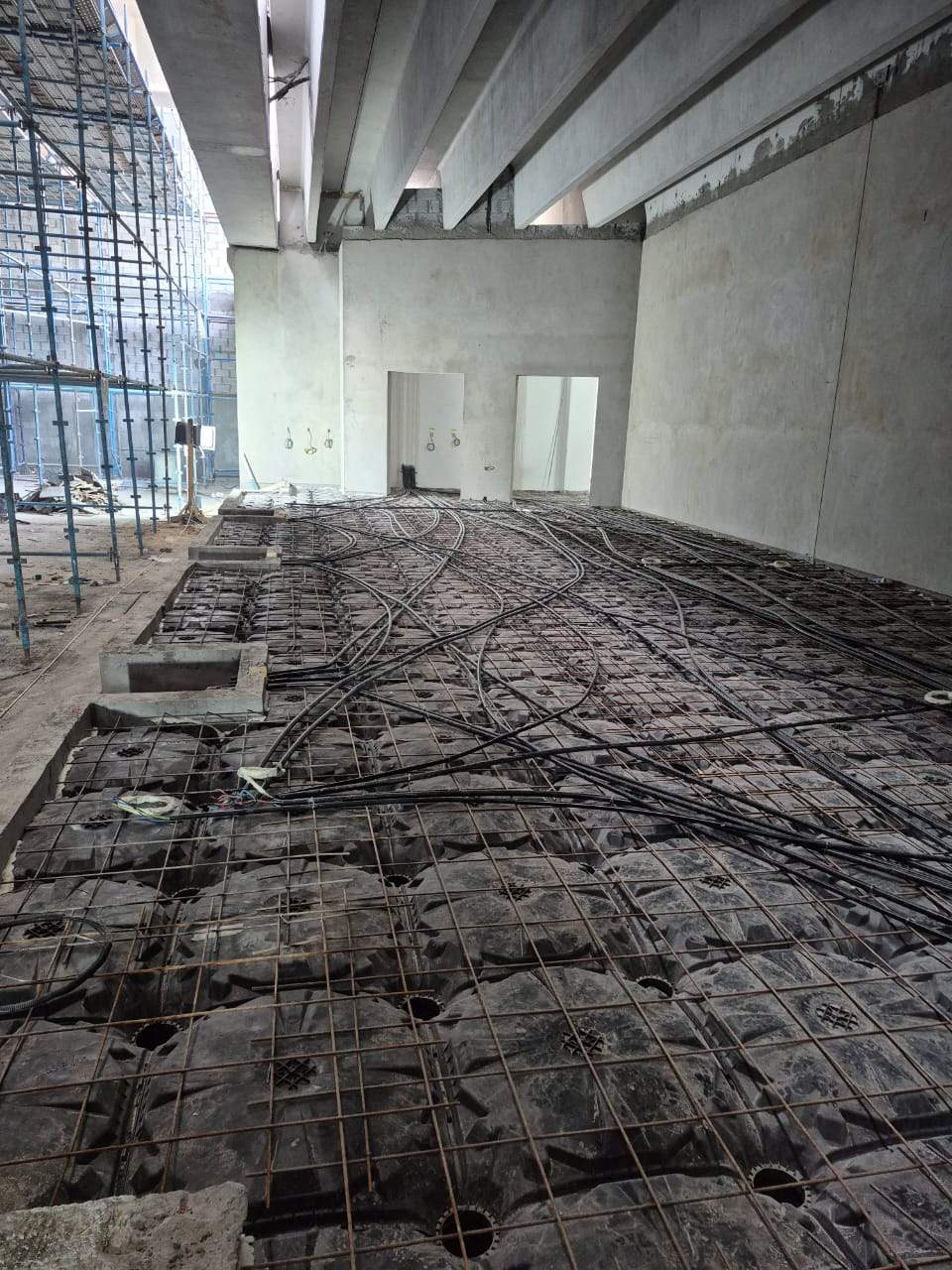 Gallery 16