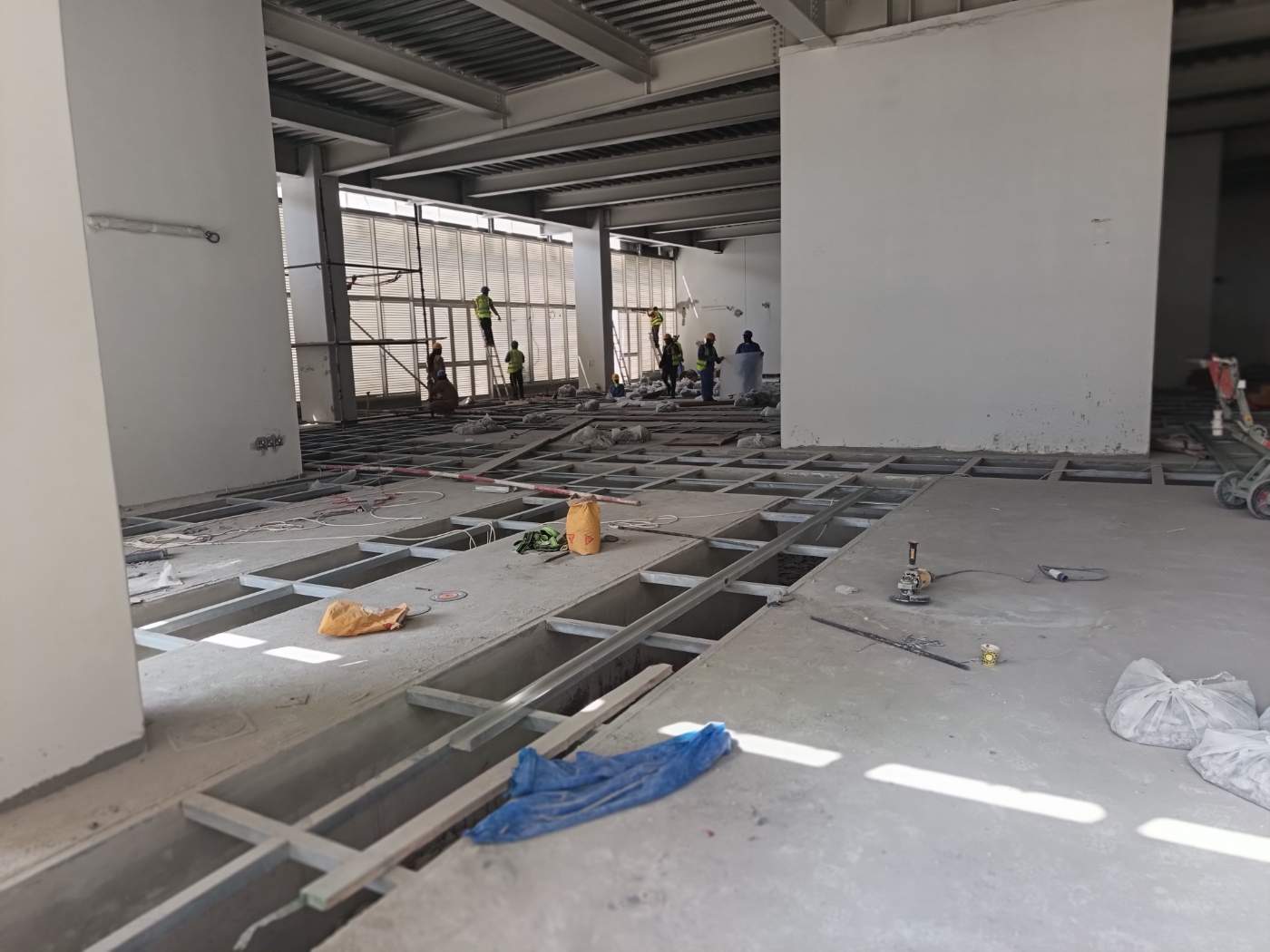 Gallery 16
