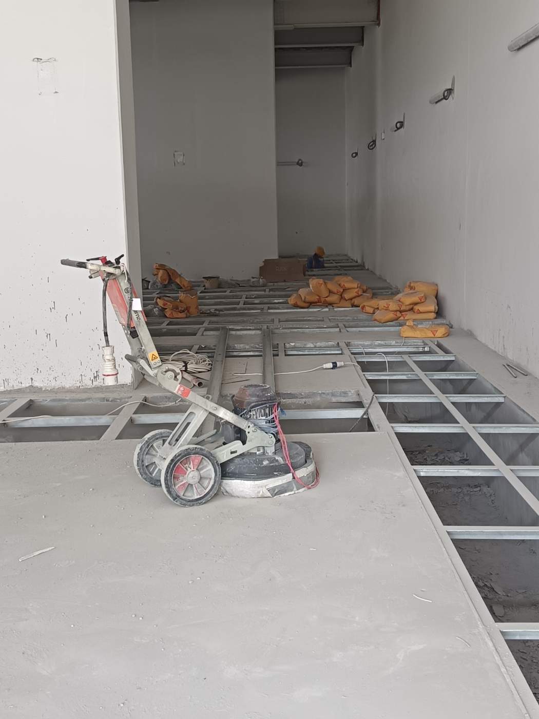 Gallery 18